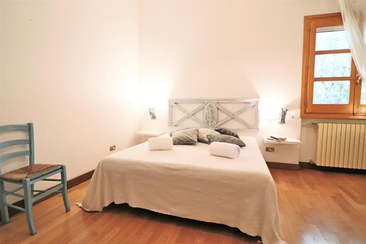Relais Delle Rose Couette-café Lecce