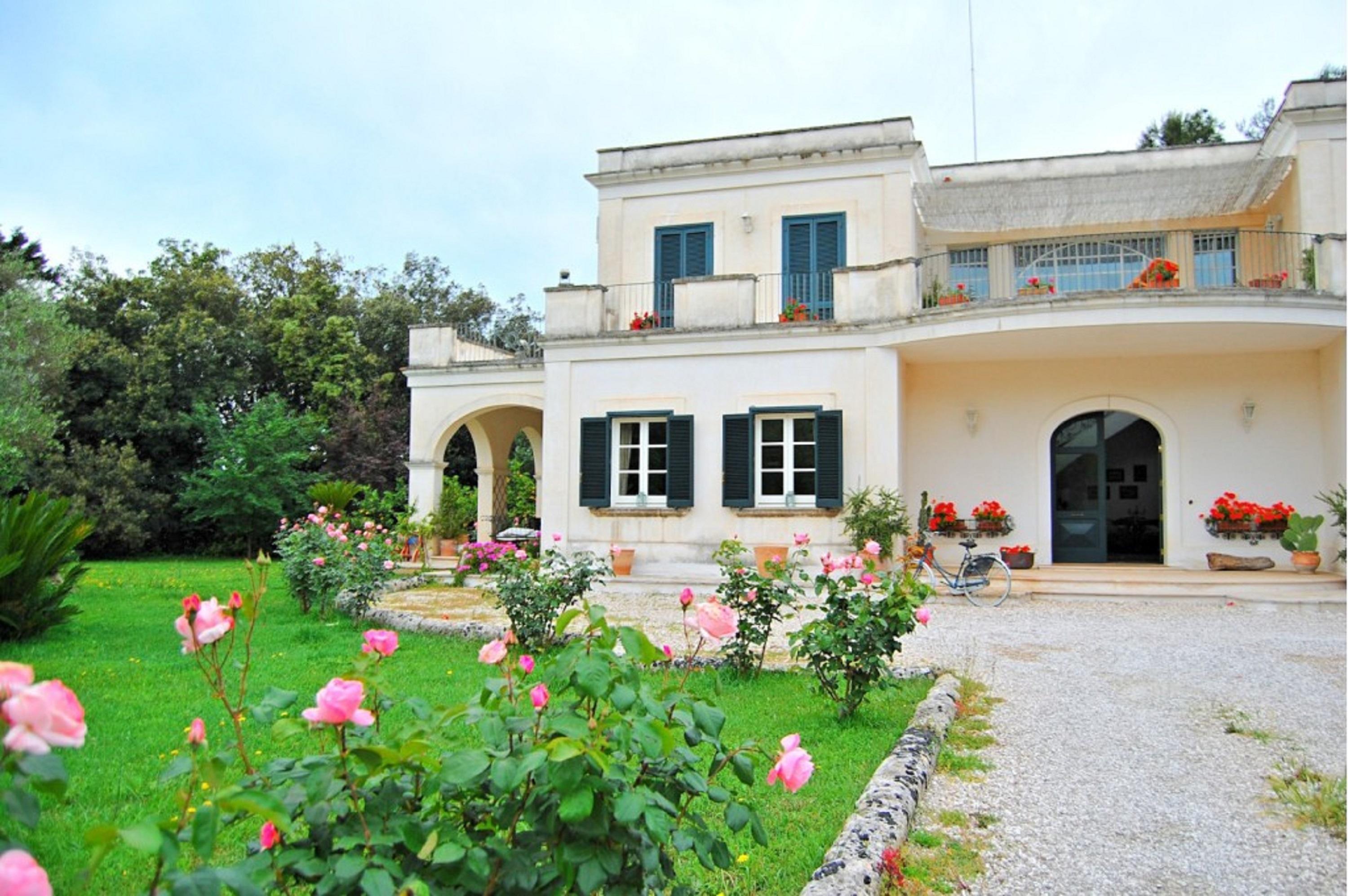 Relais Delle Rose Couette-café Lecce